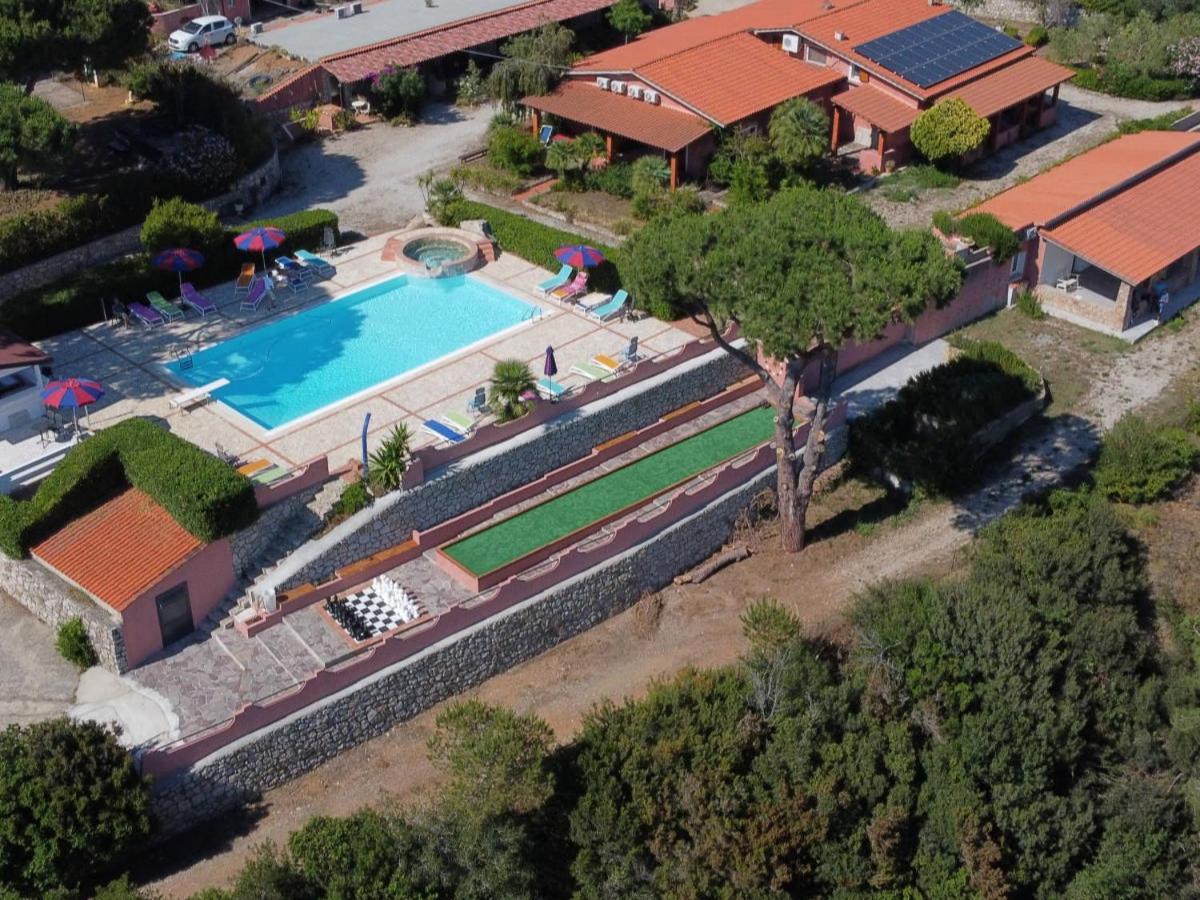 קאפוליברי Residence Melograno מראה חיצוני תמונה