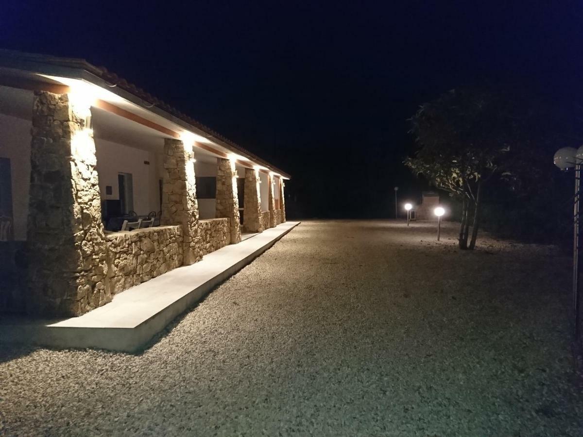 קאפוליברי Residence Melograno מראה חיצוני תמונה