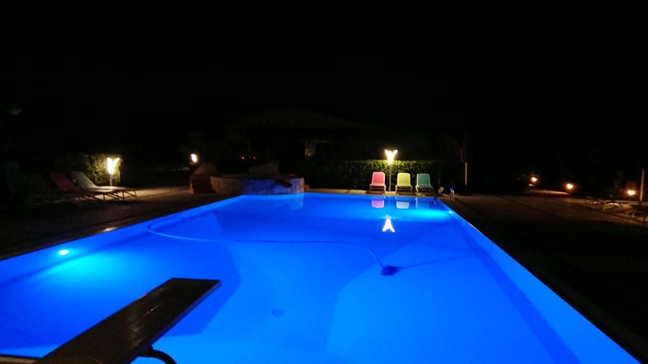 קאפוליברי Residence Melograno מראה חיצוני תמונה